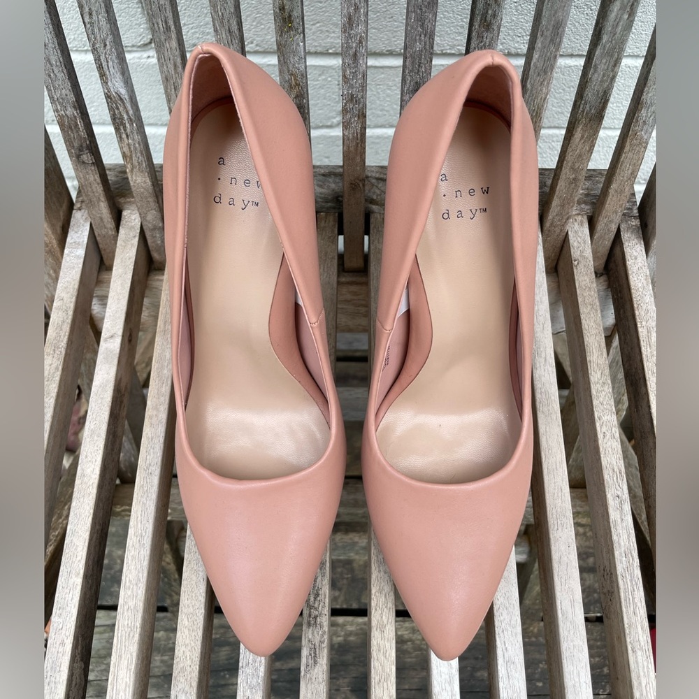Heels - Picture 15 of 16
